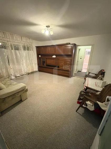 Apartament cu 2 camere semidecomandat în Central