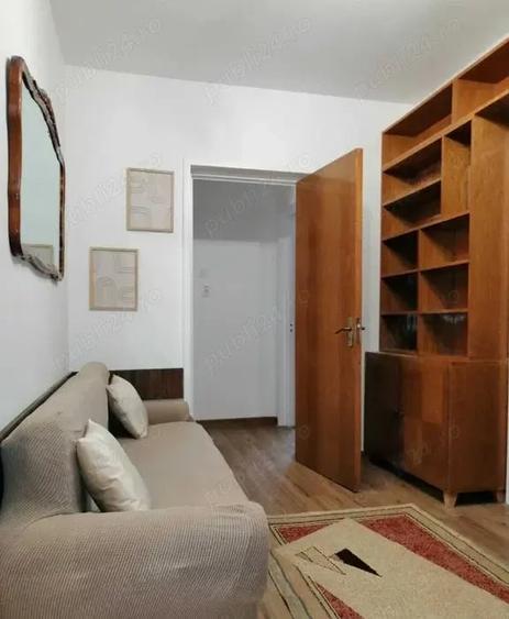 Apartament cu 3 camere decomandat în Ultracentral