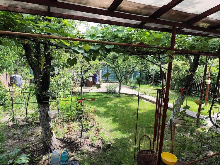 Casă cu 4 camere cu Teren 361 Mp în Central
