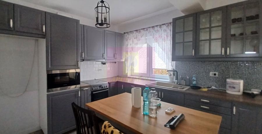 Sabareni, casa 2019, P+1+pod, renovata, curte amenajata, aproape de padure - 6
