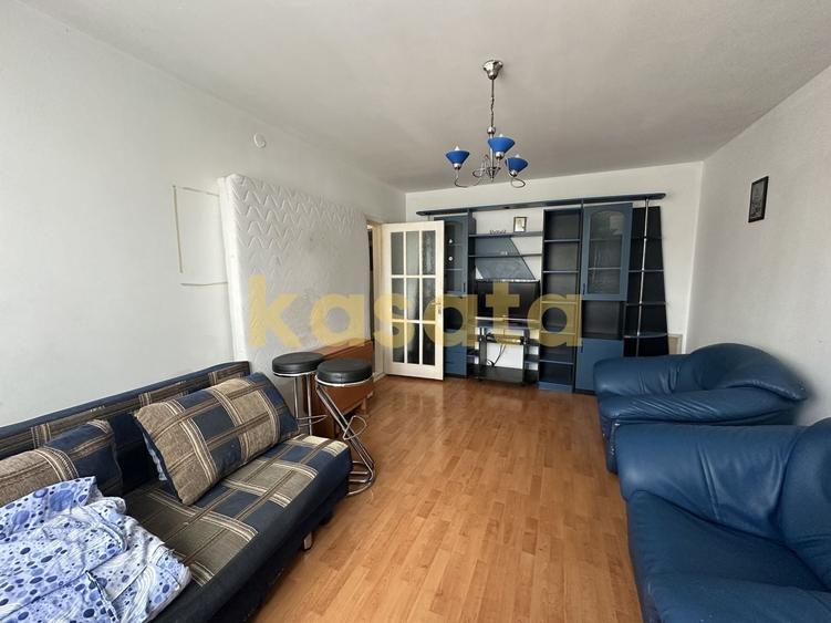 Apartament cu 3 camere decomandat, mobilat în Drumul Taberei