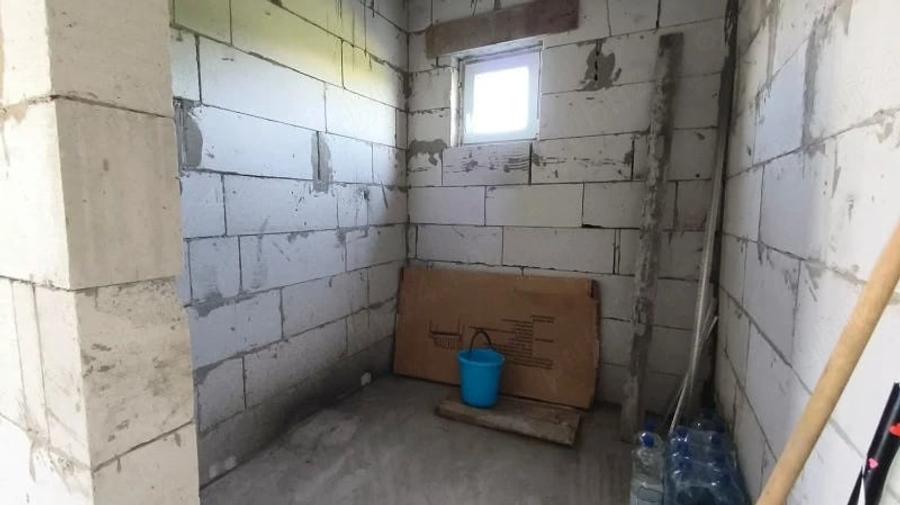 Casă cu 1 camere cu Teren 500 Mp în Central