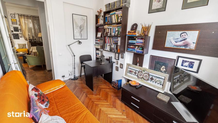 Apartament cu 3 camere în Centrul Civic