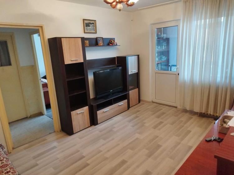 Apartament cu 2 camere semidecomandat în Vest