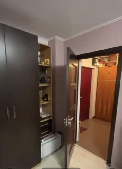 Garsonieră decomandată, mobilată în Drumul Taberei
