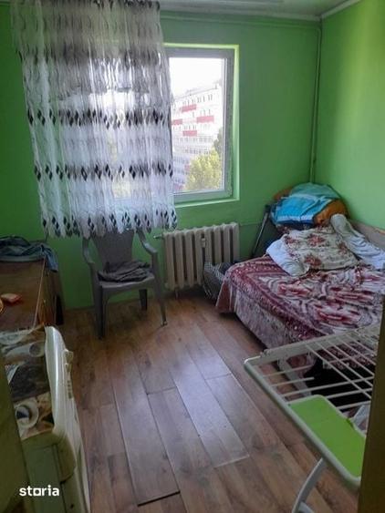 Apartament cu 3 camere în Berceni