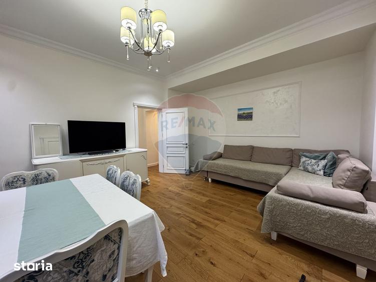Apartament cu 2 camere, mobilat în Victoriei