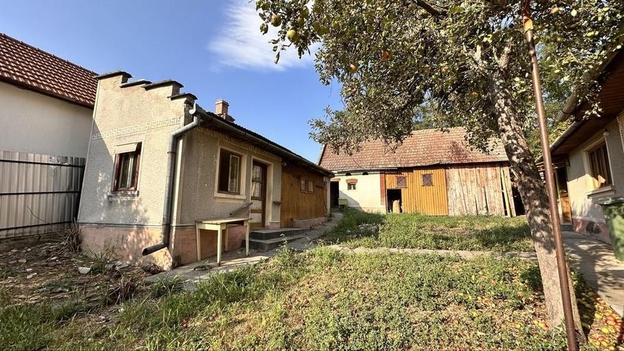 Casă cu 4 camere în Ghirbom