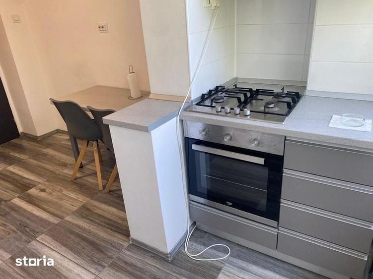 De inchiriat apartament 3 camere - 6