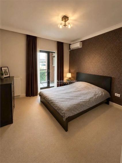 Apartament cu 2 camere semidecomandat în Tei