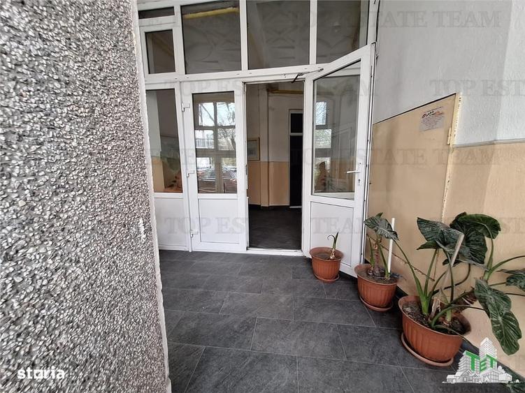 Apartament cu 3 camere decomandat în Ultracentral