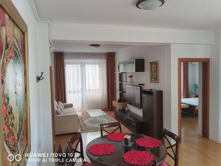 Apartament cu 2 camere semidecomandat în Dorobanți