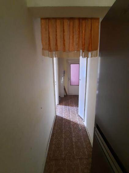 Apartament cu 2 camere decomandat în Mărăței