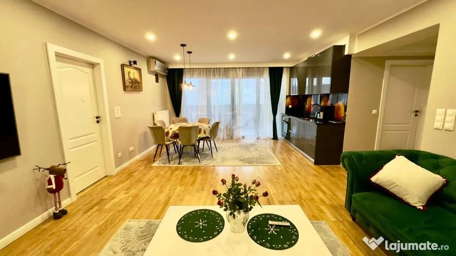 Apartament cu 3 camere semidecomandat în Sisești