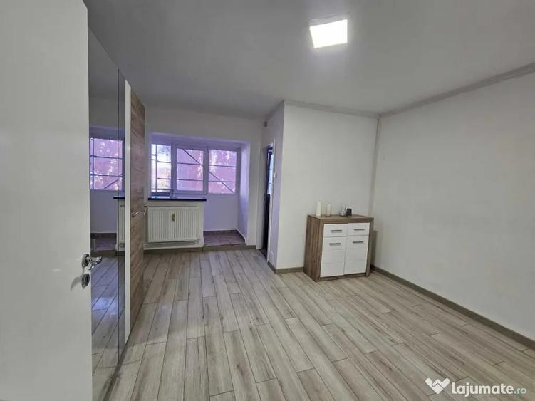 Dristor la metrou etaj 4 - Bucuresti (Bucuresti-Ilfov) - 6