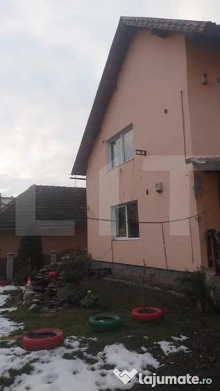 Casă cu 4 camere cu Teren 396 Mp în Central