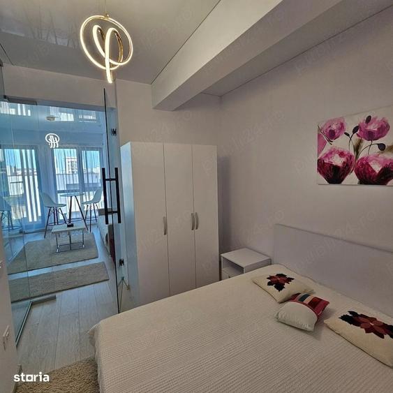 Apartament cu 2 camere semidecomandat în Universitate