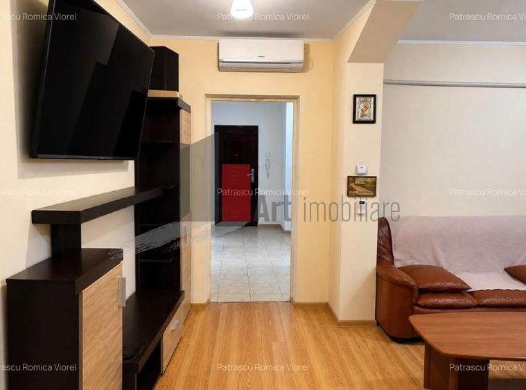 Apartament cu 4 camere decomandat în Sebastian