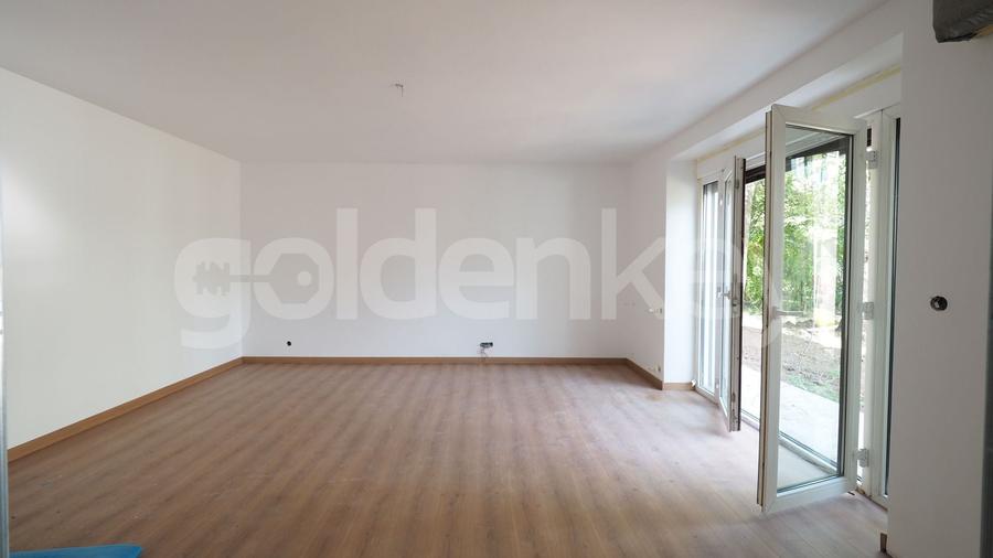 Vilă cu 6 dormitoare | cartier rezidential langa padure - 5