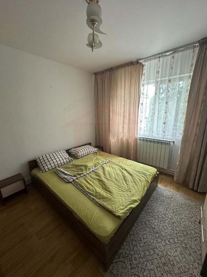 Apartament cu 2 camere semidecomandat, mobilat în Micro 20