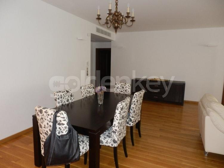 Apartament cu 4 camere decomandat, mobilat în Dorobanți