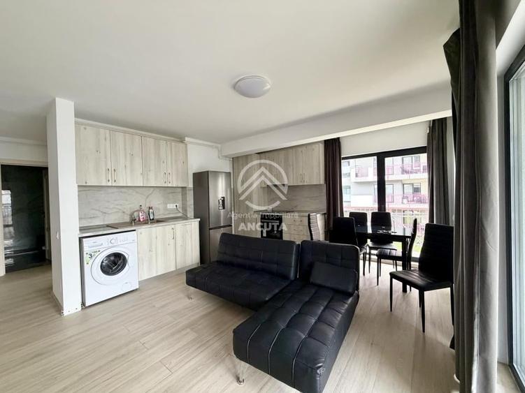 Apartament cu 3 camere decomandat în Florești