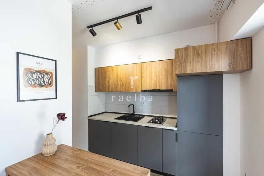 Apartament cu 2 camere semidecomandat, mobilat în Barbu Văcărescu