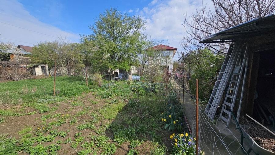 Casă individuală cu 3 camere cu Canalizare în Cornetu