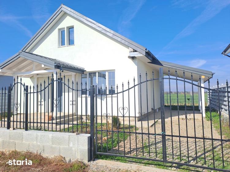 Casă cu 3 camere cu Canalizare în Snagov
