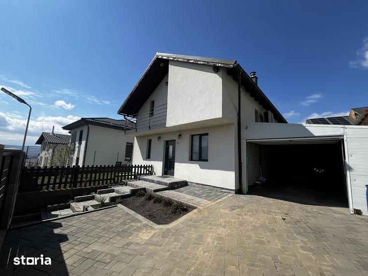 Casă cu 4 camere cu Teren 486 Mp în Iris