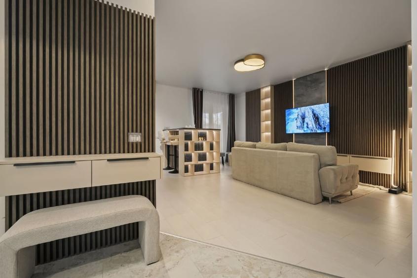 Apartament cu 2 camere decomandat în Parcul Carol