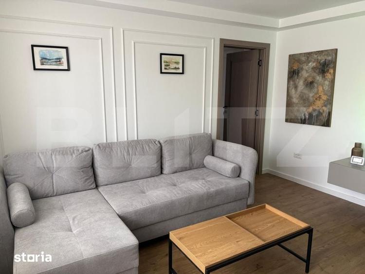 Apartament cu 4 camere semidecomandat în Central