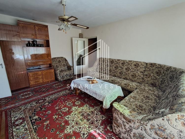 Apartament cu 2 camere semidecomandat, mobilat în Micro 16