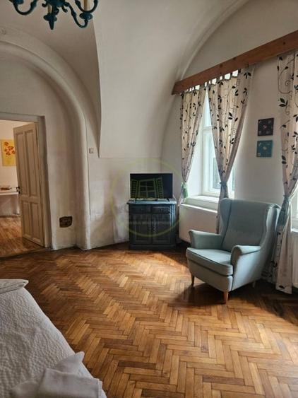 Apartament cu 2 camere semidecomandat în Ultracentral