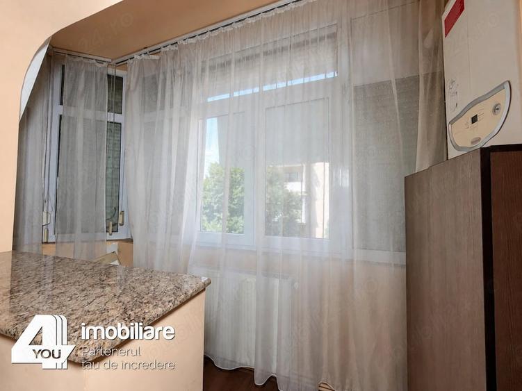 Apartament cu 4 camere semidecomandat în Alfa