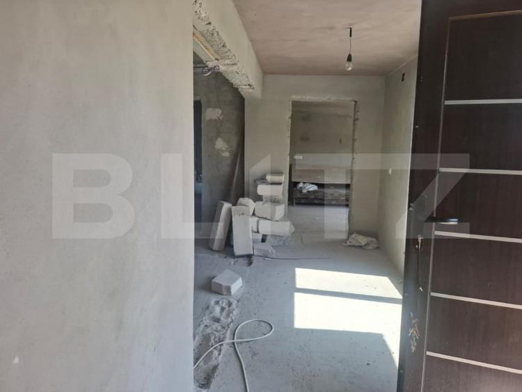 Casă individuală cu 6 camere cu Teren 1832 Mp în Glodeni