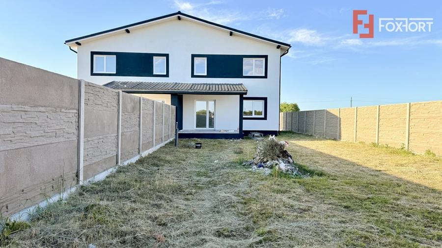 Duplex cu 4 camere cu Canalizare în Moșnița Nouă