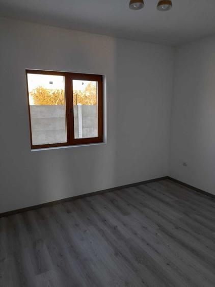 Casă cu 3 camere în Sânmihaiu German