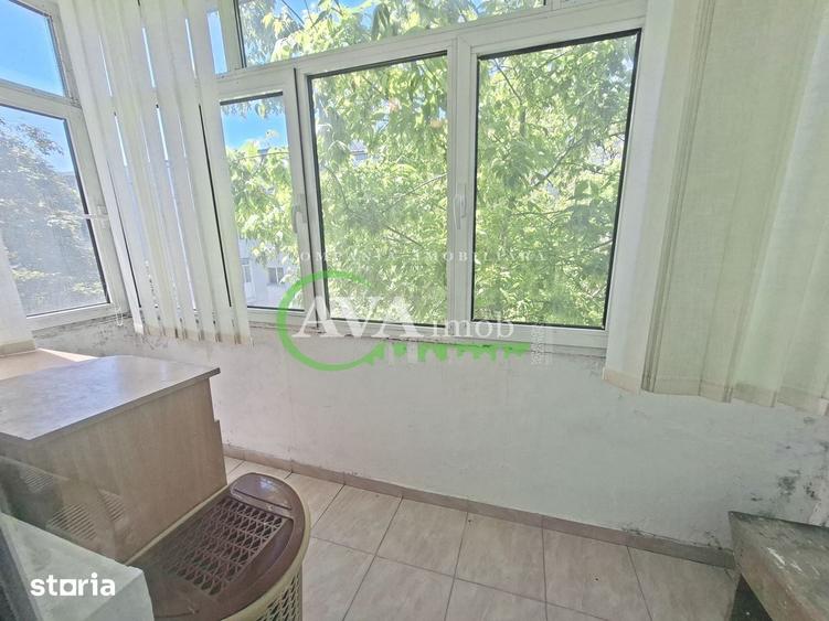 Apartament cu 2 camere semidecomandat în Tache