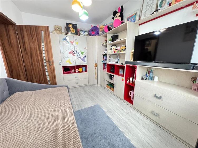 Apartament 3 camere 2 bai 2 balcoane in Selimbar - 10