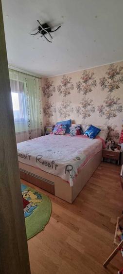 Apartament cu 2 camere decomandat în Exterior Vest