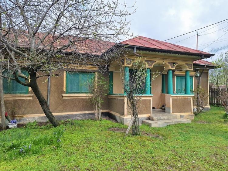 Casă de vânzare – construcție solidă din cărămida - 4