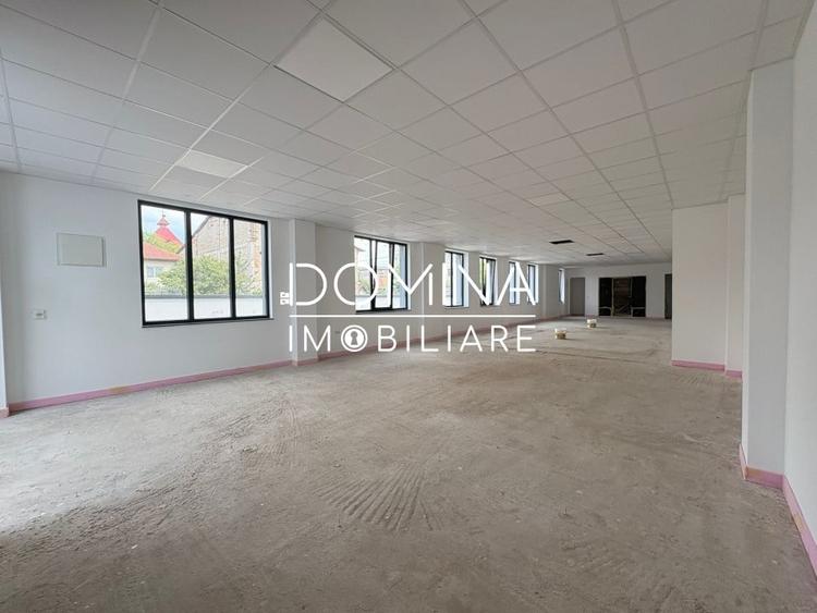 Spațiu comercial, de 187 mp, în Central