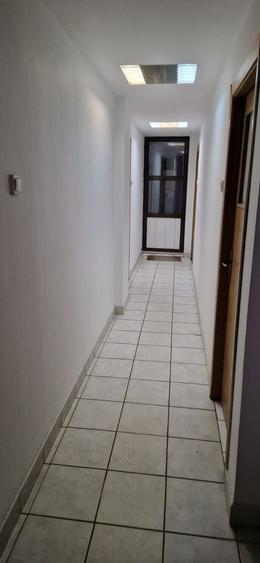 Birou, de 384 mp, în Mihai Bravu