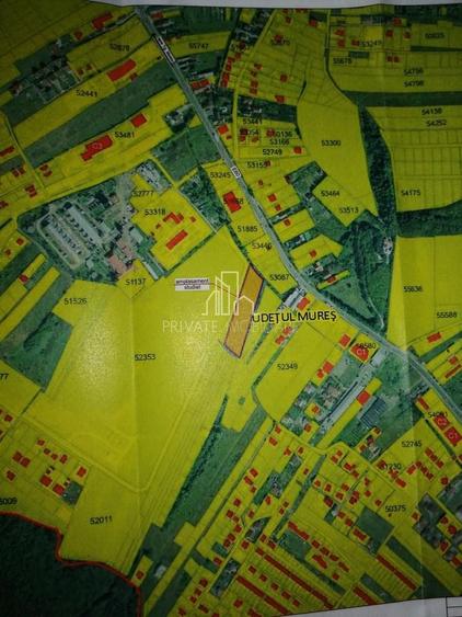 Teren Construcții intravilan de 5300 mp, în Corunca