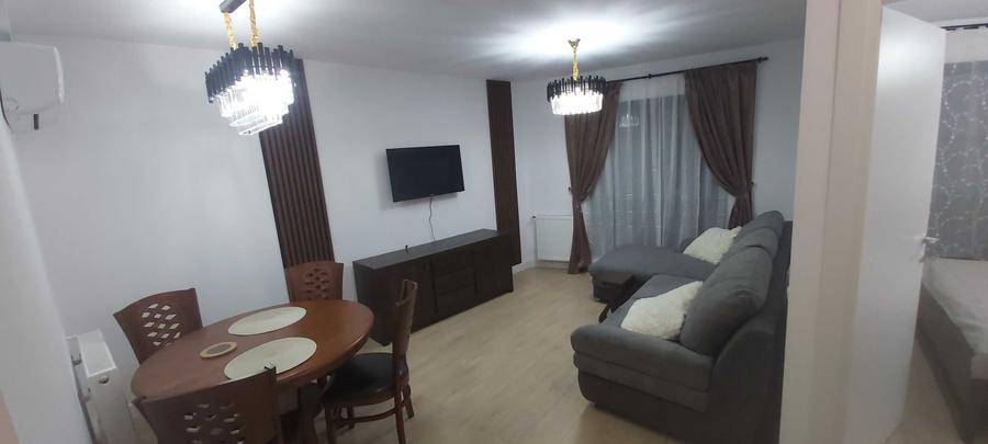 Apartament cu 2 camere decomandat în Herăstrău