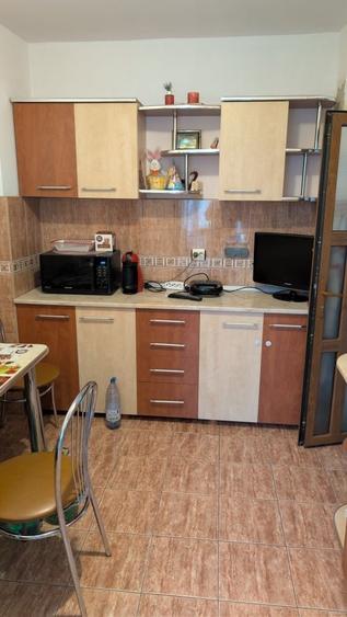 Apartament cu 2 camere decomandat în Malu Roșu