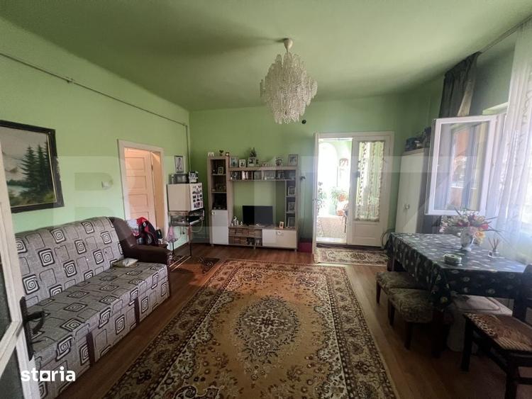 Casă cu 4 camere cu Teren 980 Mp în Central