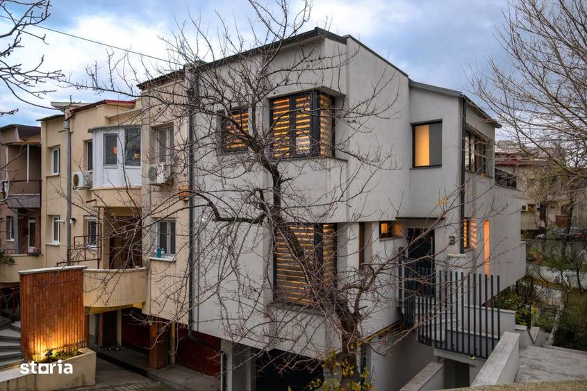 Apartament cu 3 camere, mobilat în Faleza Nord