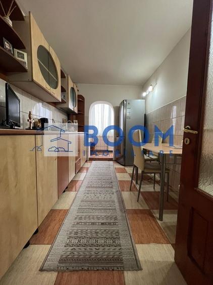 Apartament cu 3 camere decomandat în Calea lui Traian-Sud